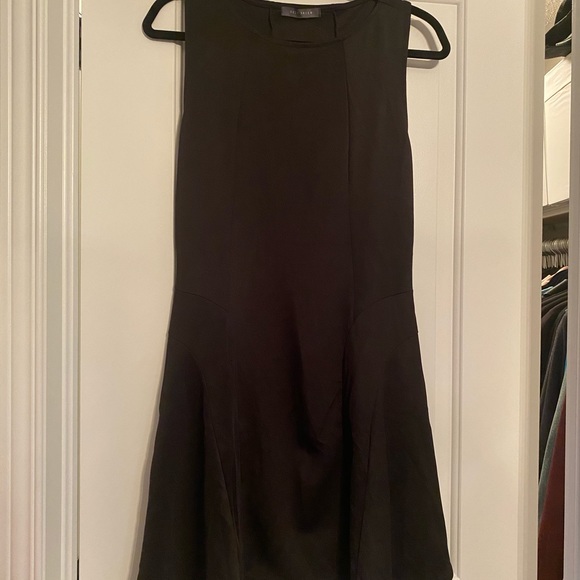 Tops and Dresses - Picture 14 of 16